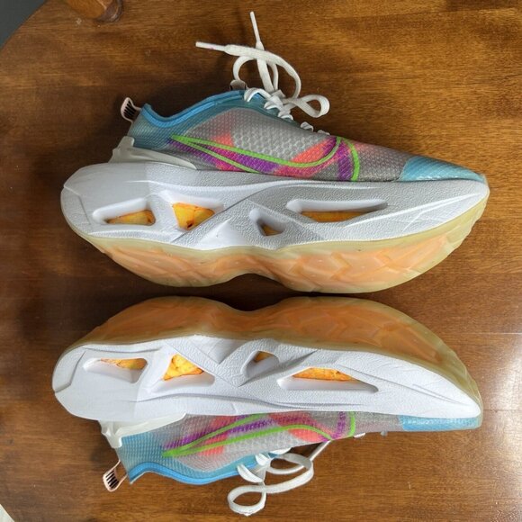 Nike Blue and Pink Women's Sneakers - Picture 7 of 10